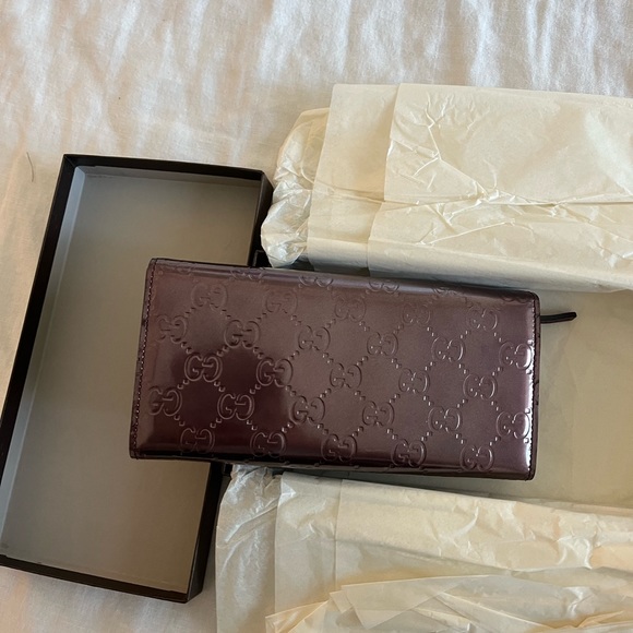 Gucci wallet never used before! Brand new. Purple - Picture 5 of 5